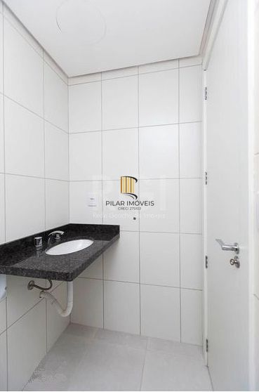 Apartamento com 2 dormitórios à venda,vaga dupla, 69 m² por R$ 450.000,00 - Partenon - Porto Alegre/RS