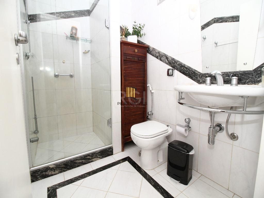 Apartamento para Comprar 113 m² por R$ 870.000,00 - Petrópolis - Porto Alegre/RS