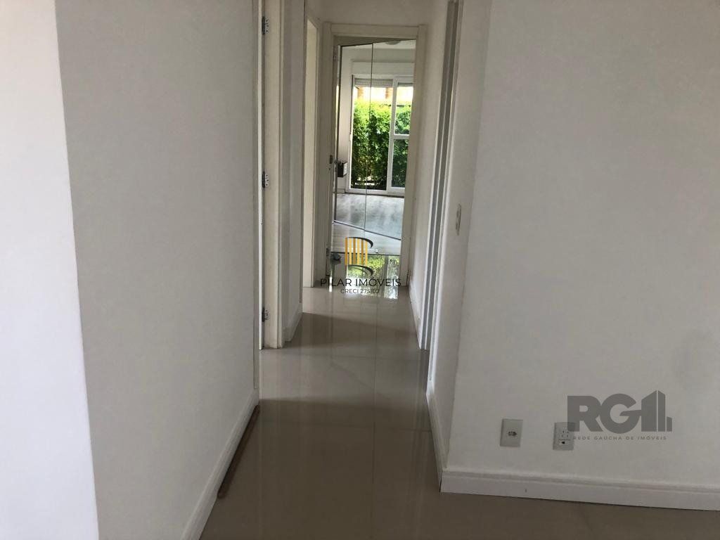 vende Apartamento Garden semi- mobiliado, com 114m², R$589.000,00, 3 dormitórios, 1 suíte, com pátio,1 box