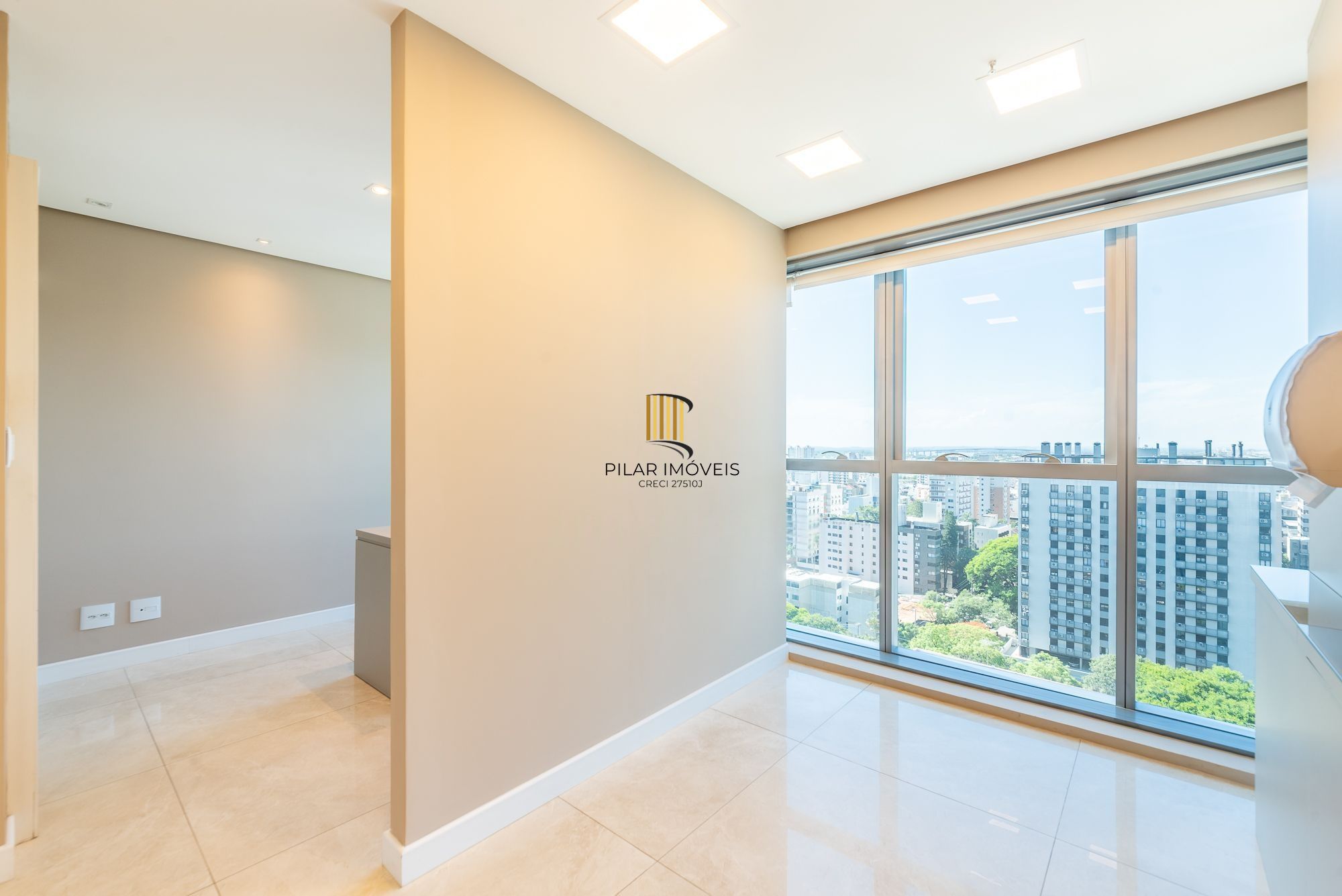 Excelente sala Comercial para Investidores