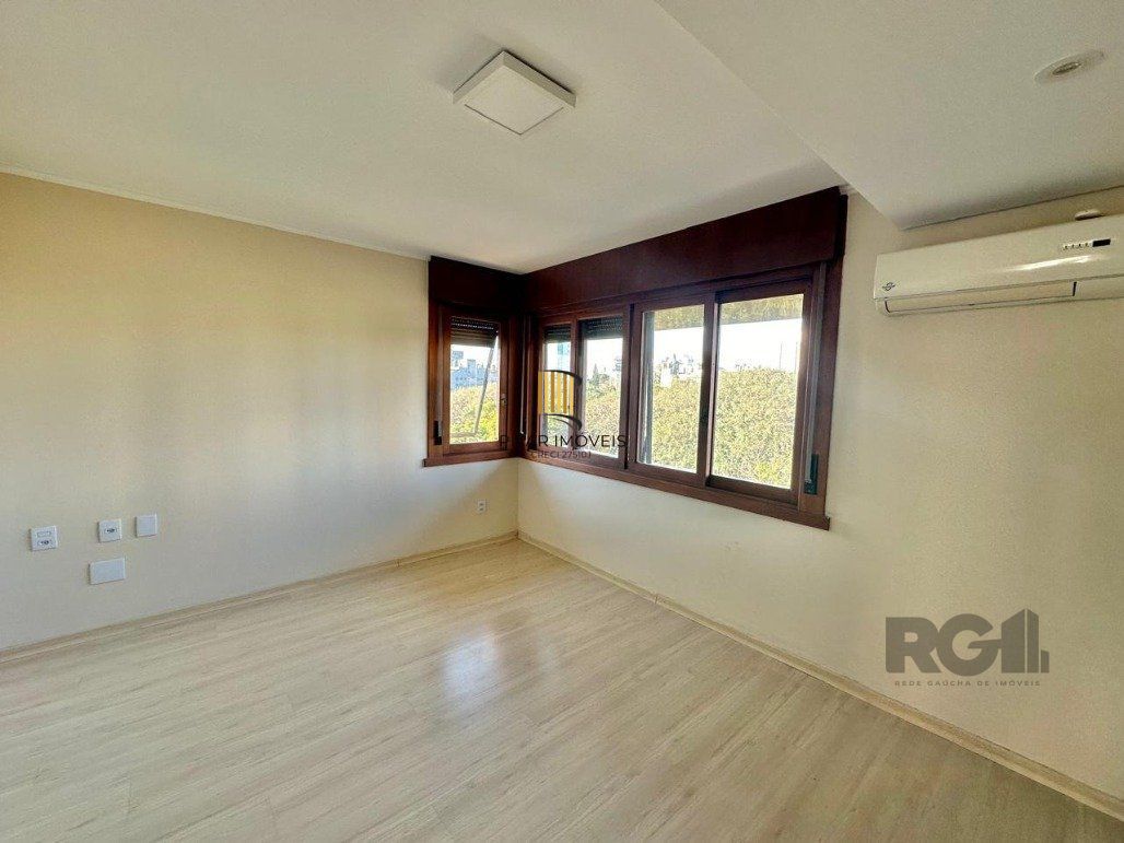 Apartamento com 4 suítes no Bairro Rio Branco semi-mobiliado com vista 360 graus