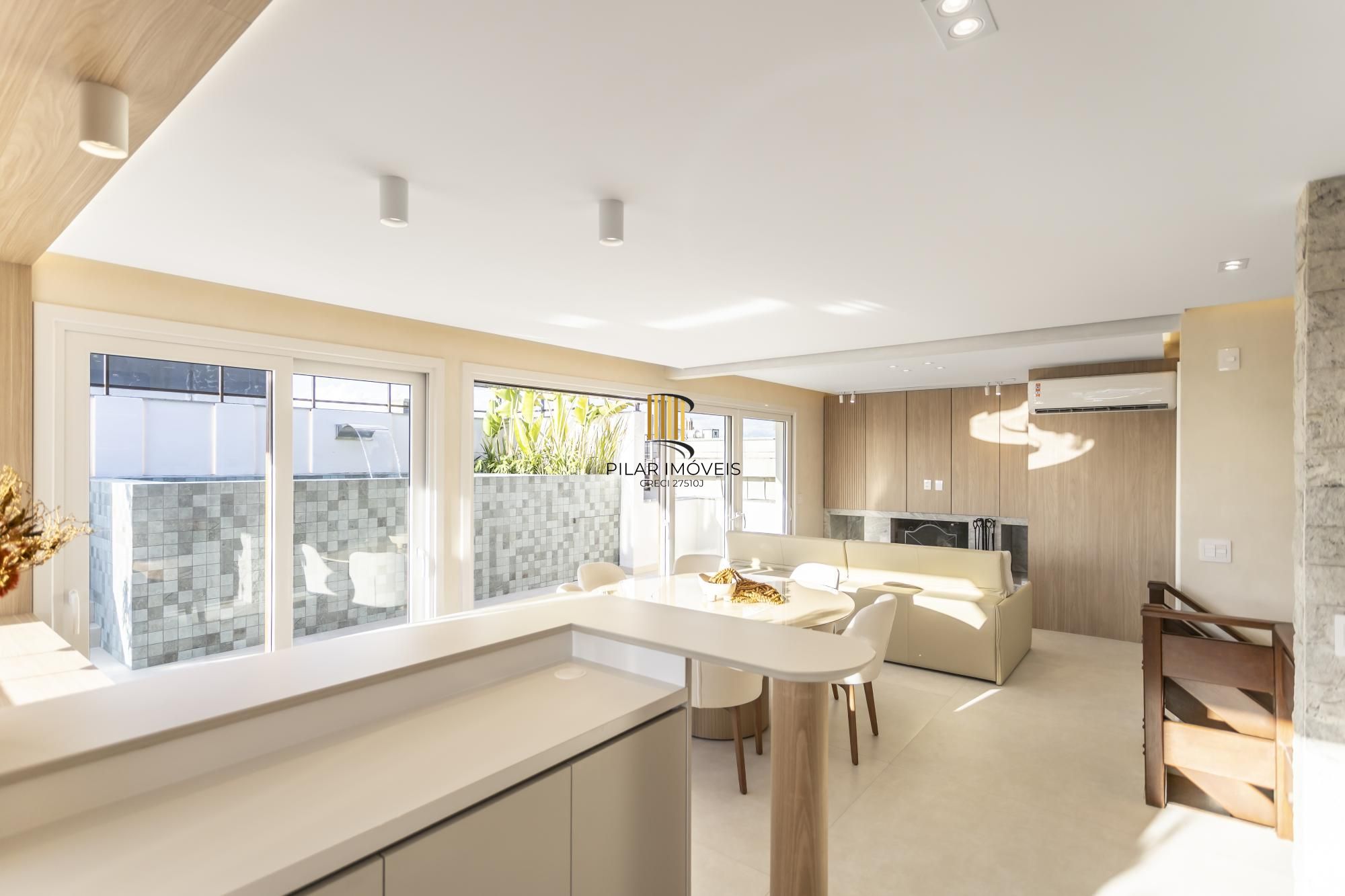 Cobertura com 270m² 3 suítes 3 vagas