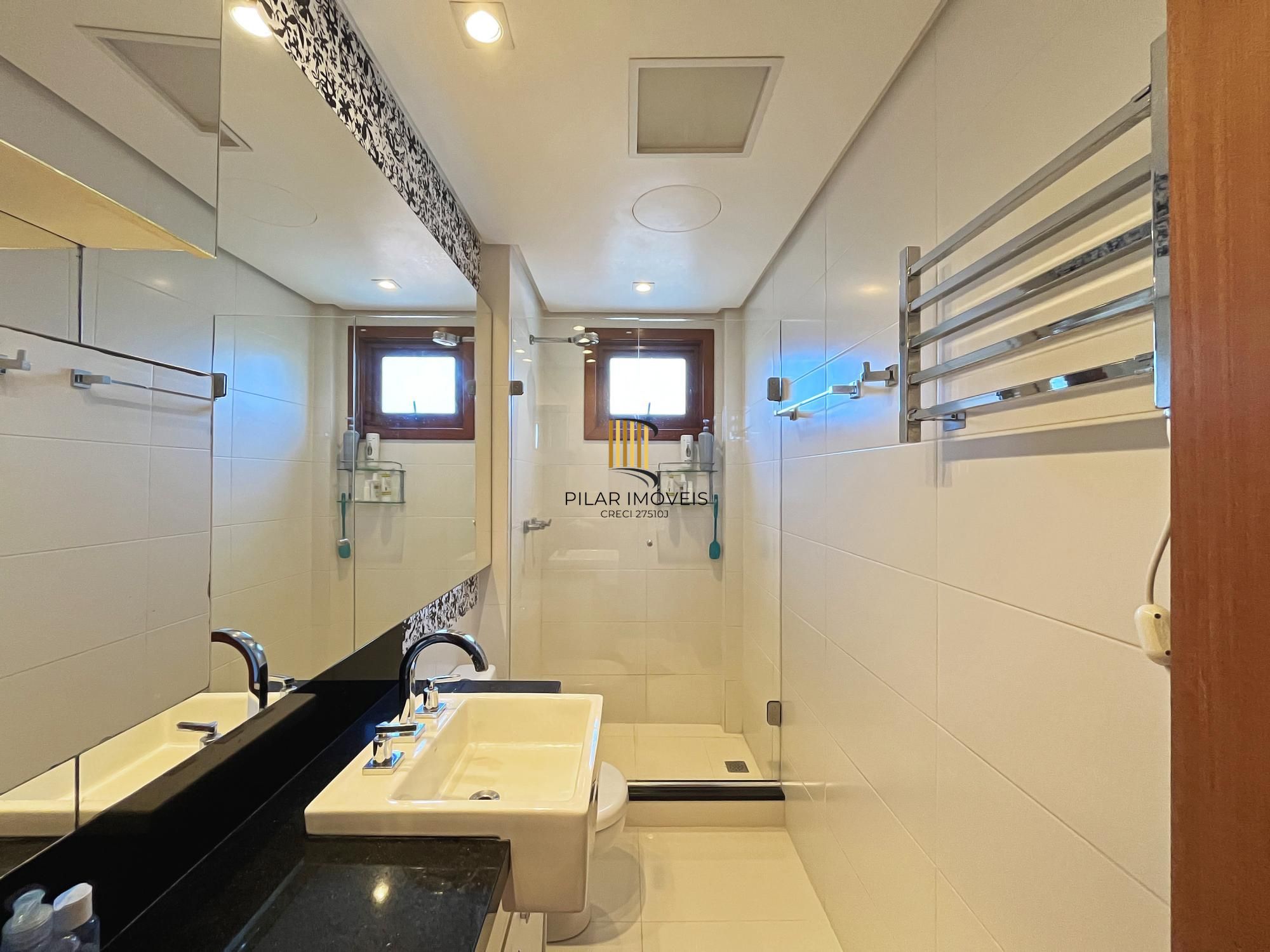 Excelente Cobertura com 3 dormitórios para comprar no Bairro Bela Vista