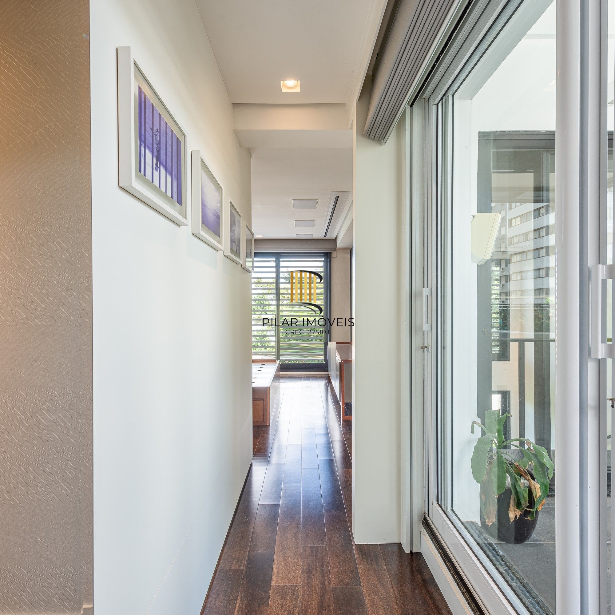 Cobertura com 115m² e 2 dormitórios, 2 suítes, 1 vaga