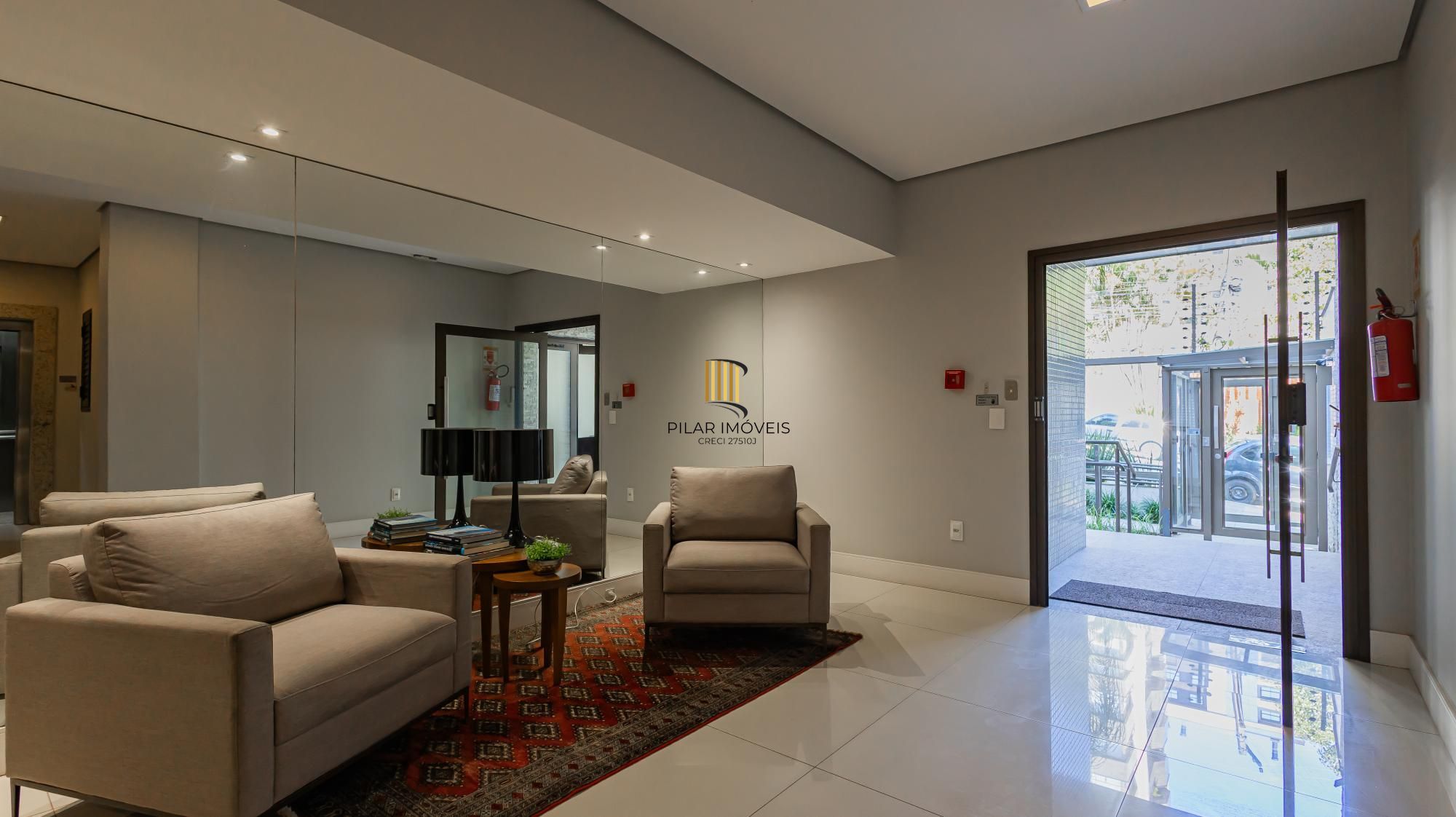 Apartamento de 3 dormitórios no bairro Mont Serrat