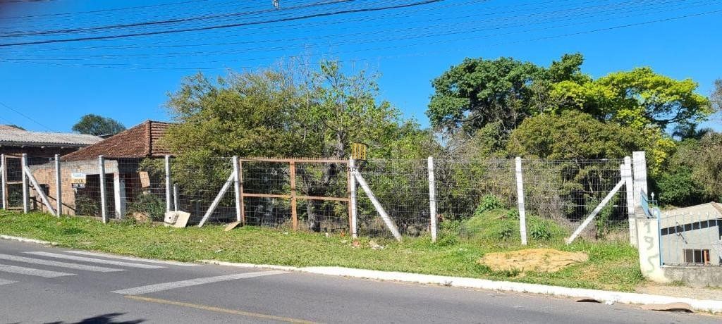 Vende terreno em Viamão1.200m² podendo ser feito construção residencial ou comercial, com 15m altura