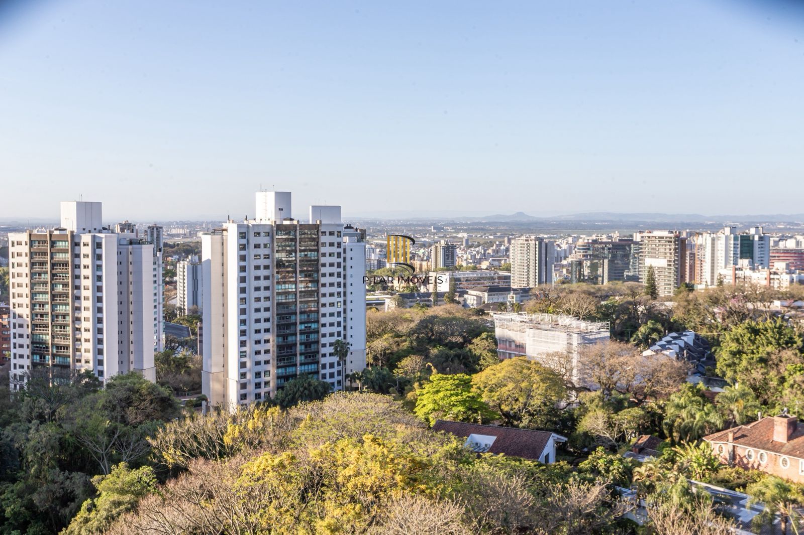 Apartamento de Luxo mobiliado com vista definitiva e automação- Três Figueiras