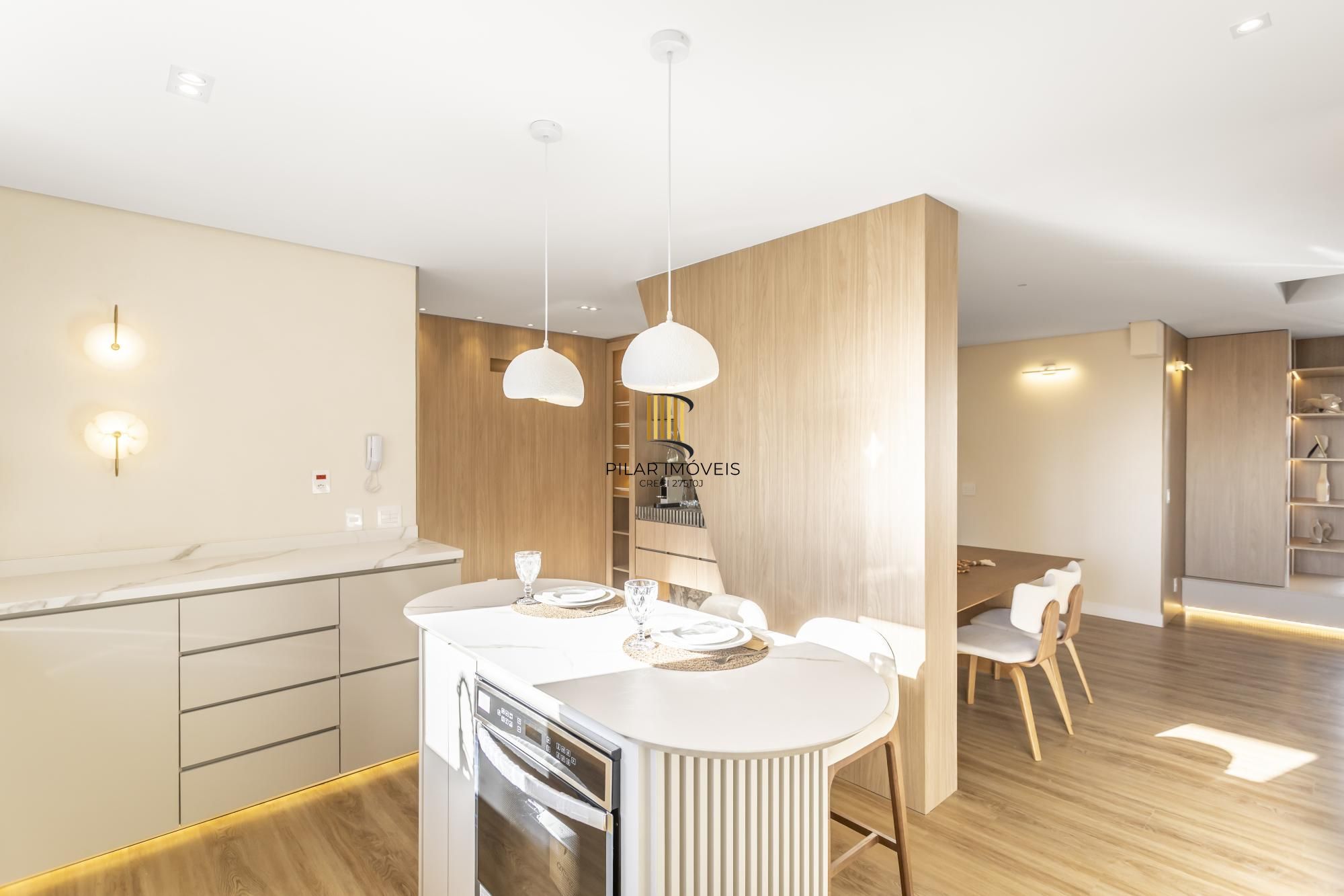 Cobertura com 270m² 3 suítes 3 vagas