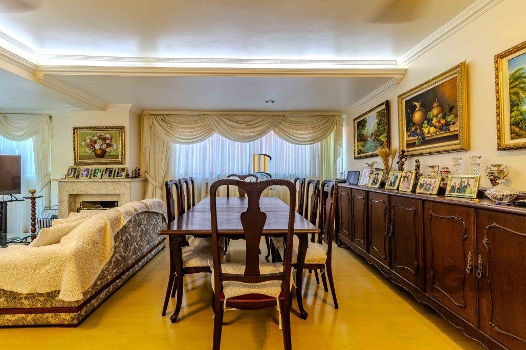Apartamento 3 dormitórios e 2 vagas no Petrópolis, pertinho da Encol