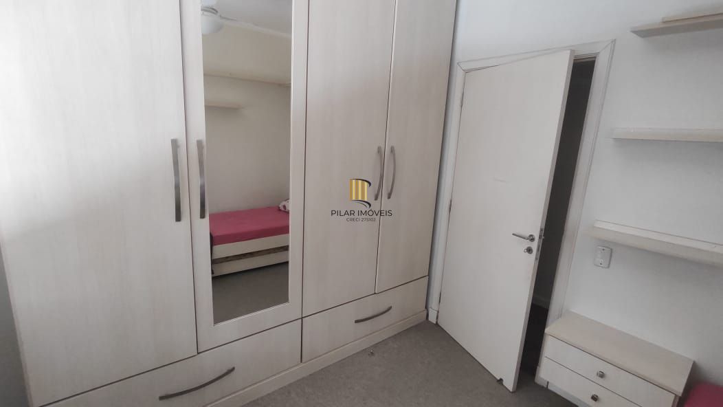 AP, 3 dormitórios, 1 suíte, 3 banheiros, box coberto, frente colégio Militar