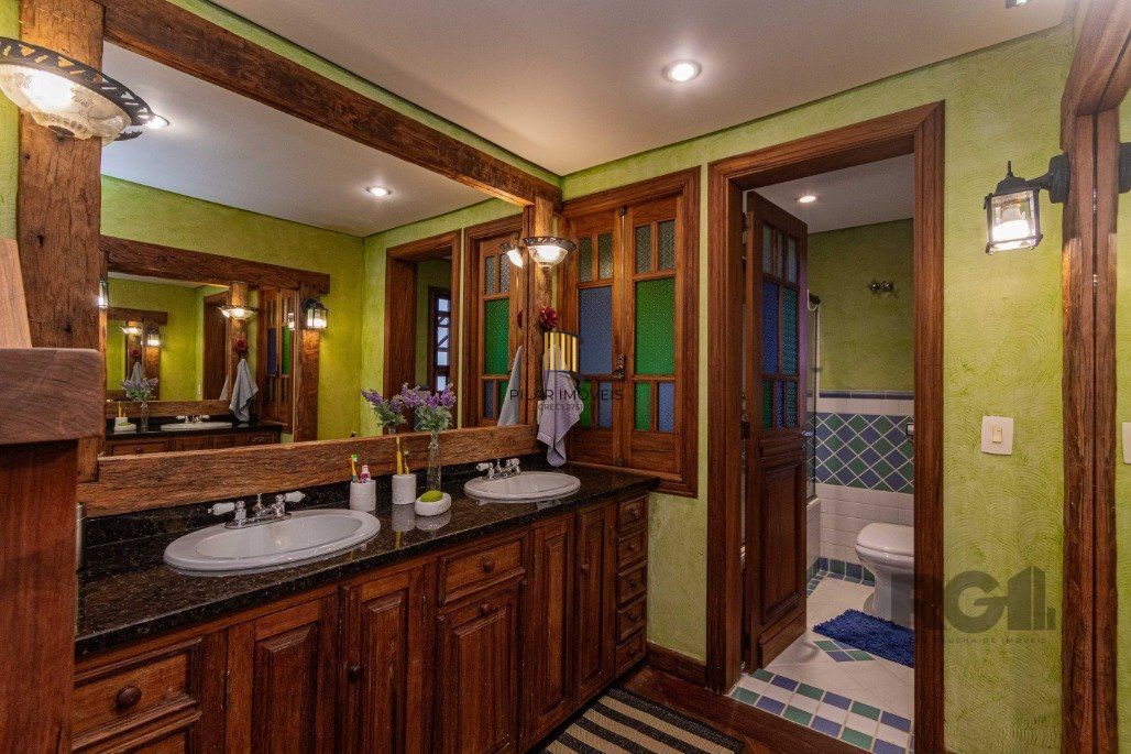 Excelente casa para comprar em condominio arborizado 4 quartos