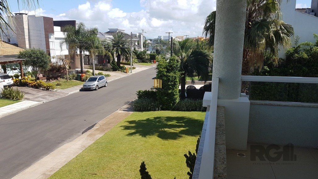 Casa para Comprar  no Condado de Capão com 5 suítes.