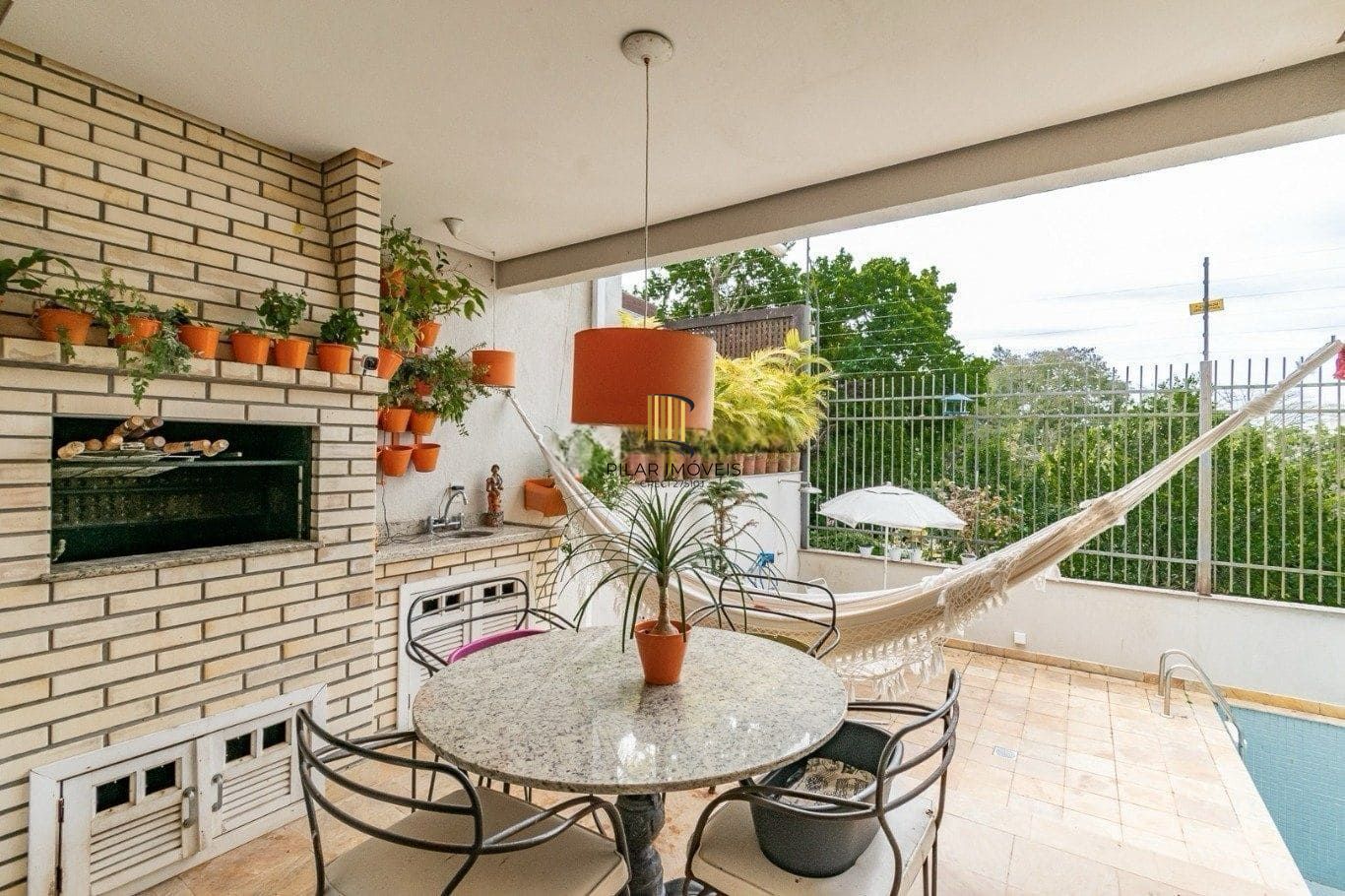 Casa de Condomínio no Três Figueiras