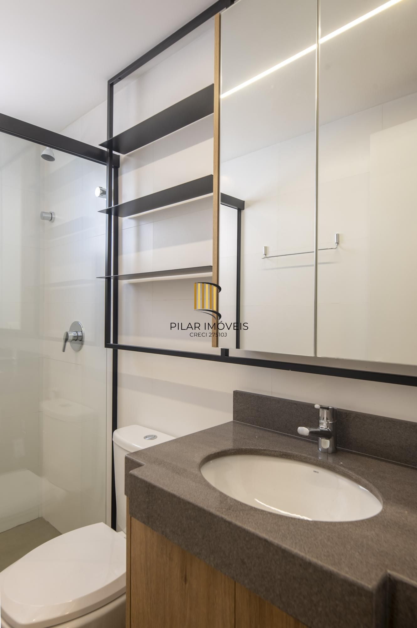 Apartamento com 67m², 2 quartos, 1 suíte, 1 vaga, no bairro Petrópolis em Porto Alegre