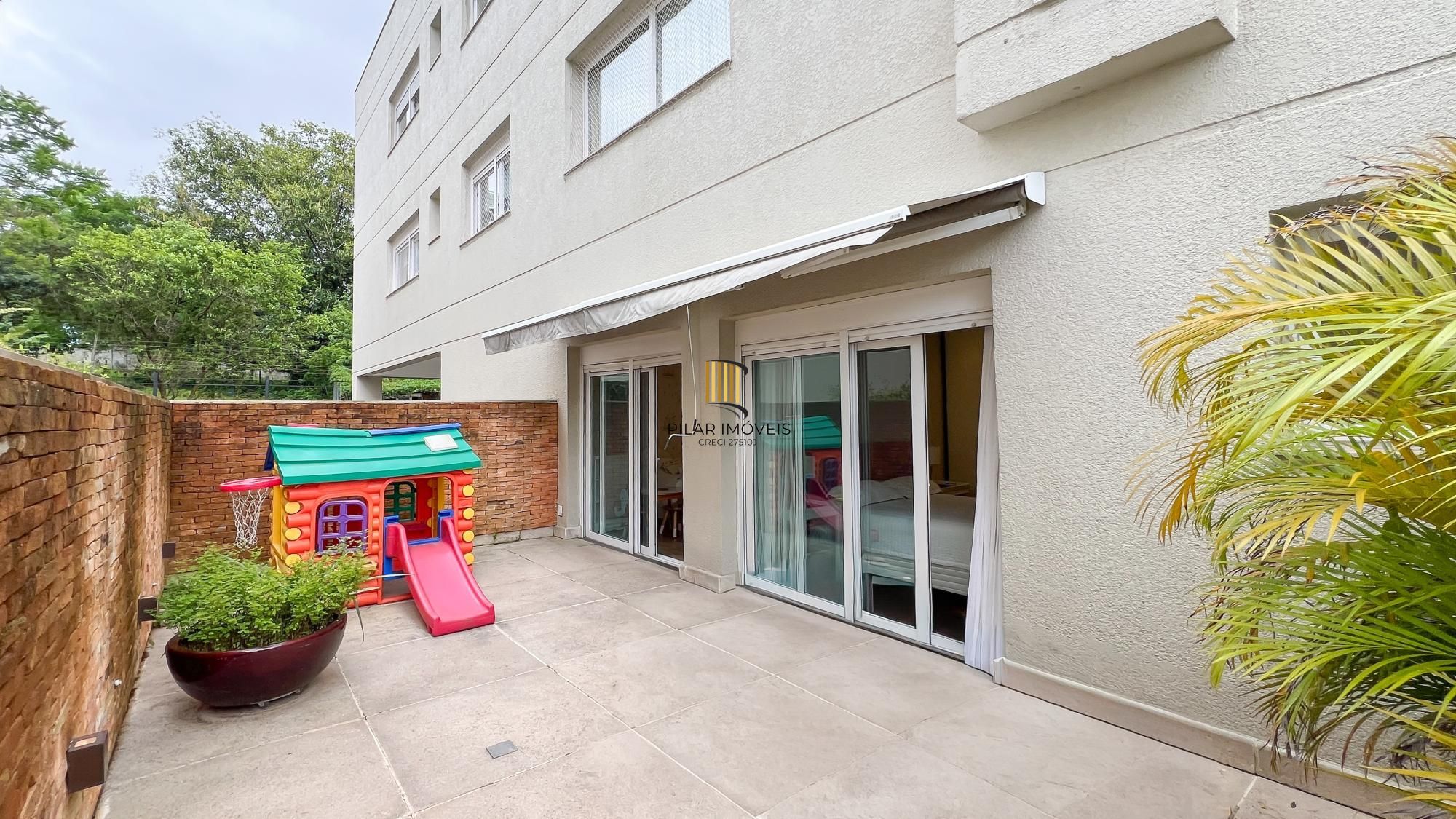 Mansão Suspensa Mobiliada no Las Piedras com piscina e vista para a mata nativa