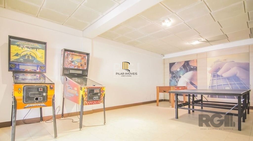 vende exelente casa com 442m² , 4 dormitórios Suíte, garagem para 4 carros