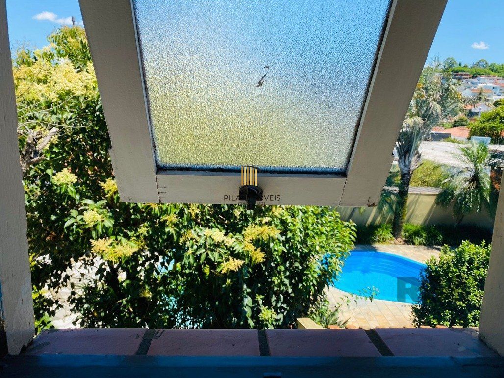 Casa excelente para Comprar  no Bairro Três Figueiras!!