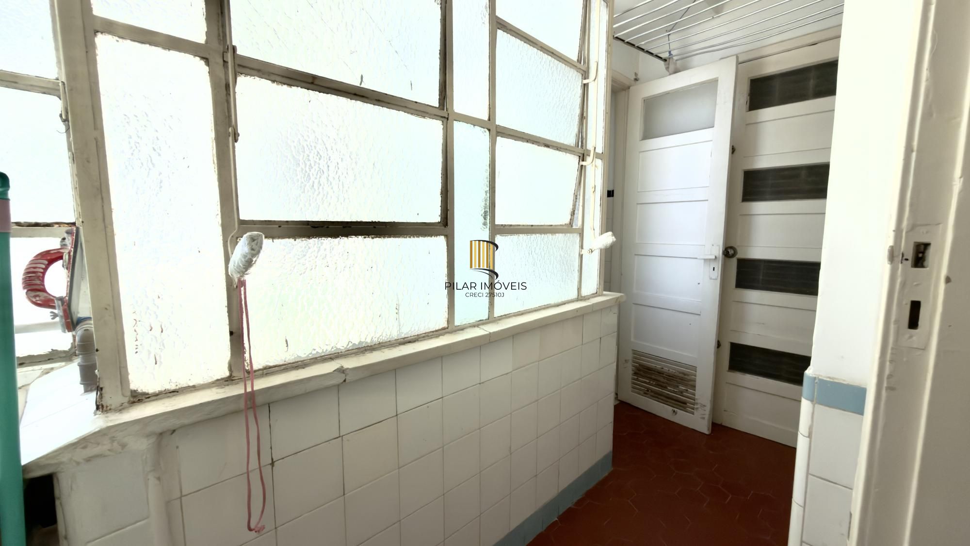Apartamento 3 quartos para comprar no Ed. Jardim Sevigné. Centro Histórico.