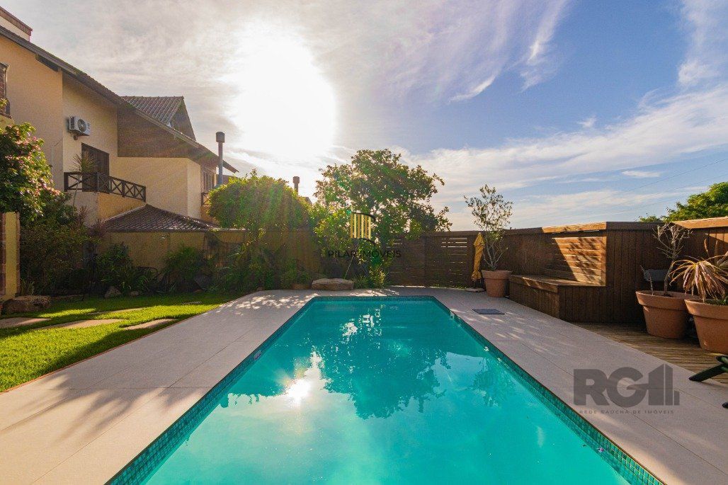 Excelente casa para comprar em condominio arborizado 4 quartos