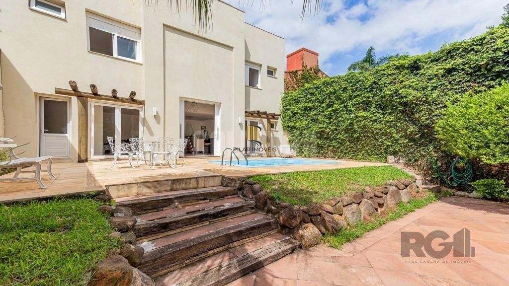 Casa Para comprar com 5 Dormitórios na Chácara das Pedras
