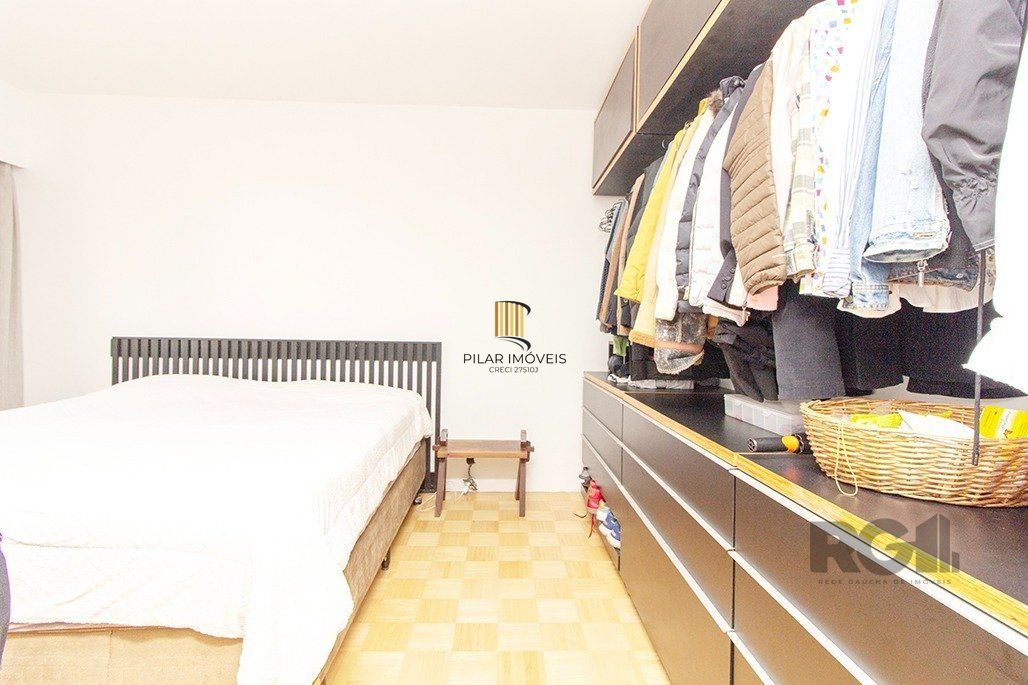 Apartamento para comprar com  3 suítes no Bairro Moinhos de Vento