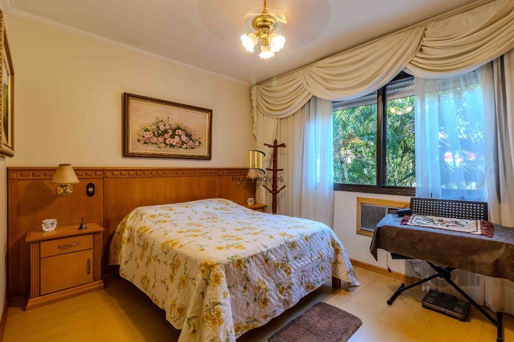 Apartamento 3 dormitórios e 2 vagas no Petrópolis, pertinho da Encol