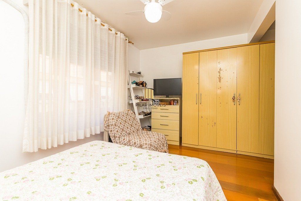 apartamento com 82 m² de área privativa e vaga no bairro Petrópolis