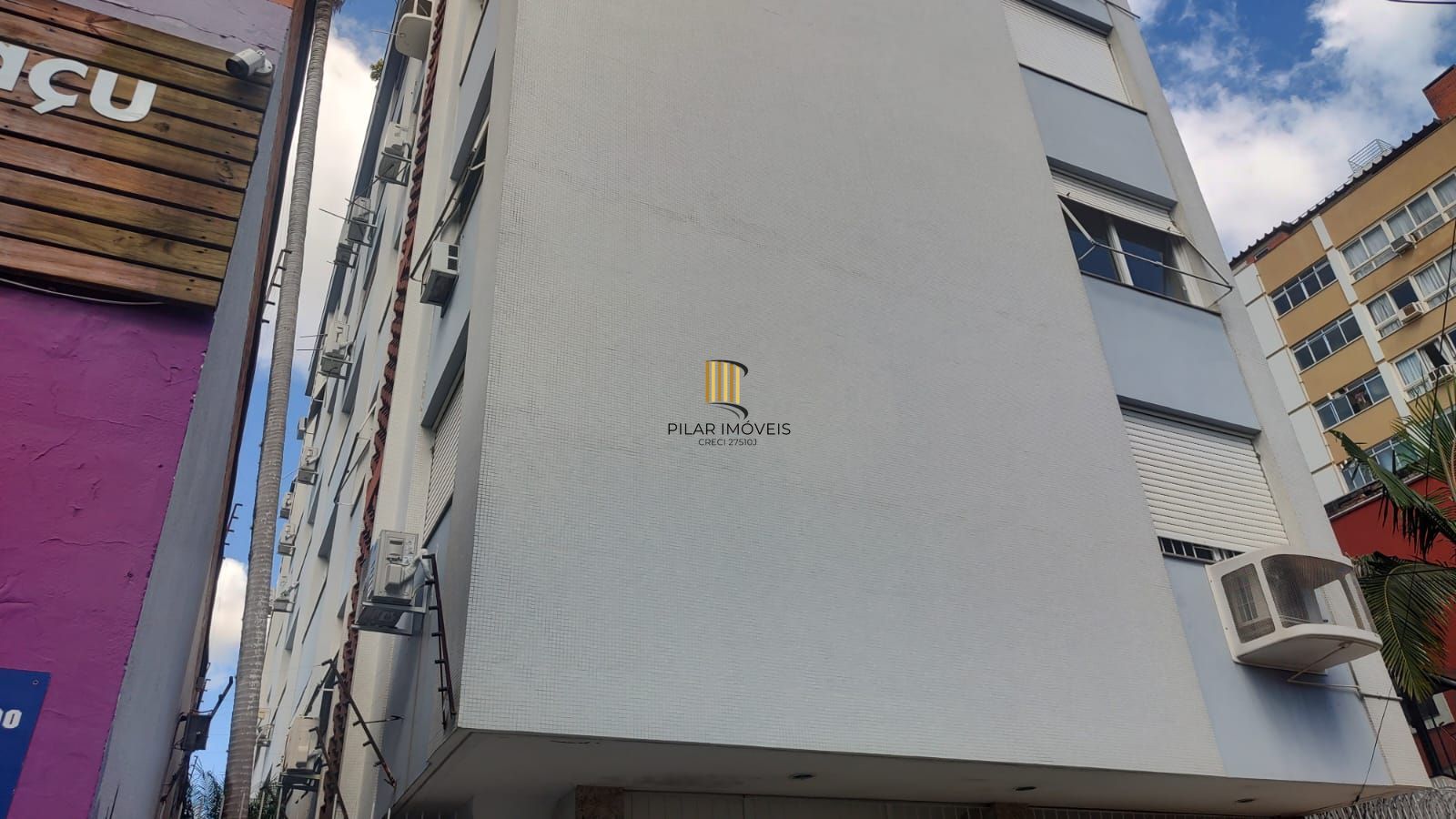 AP, 3 dormitórios, 1 suíte, 3 banheiros, box coberto, frente colégio Militar