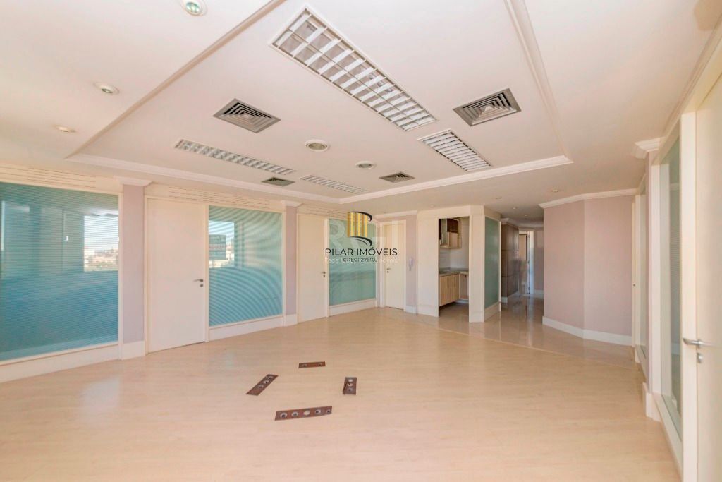 Conjunto Comercial de 129,57m2 nas Três Figueiras para comprar