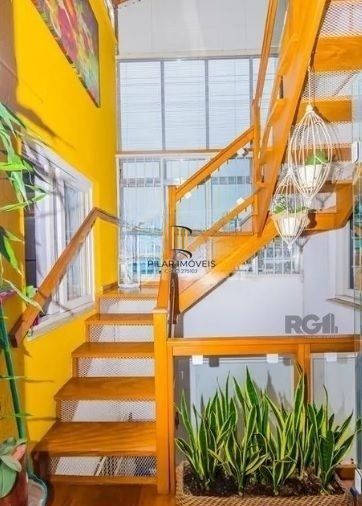 Casa com 7 Quartos e 6 vagas à Venda, 470 m² no Bairro Petrópolis
