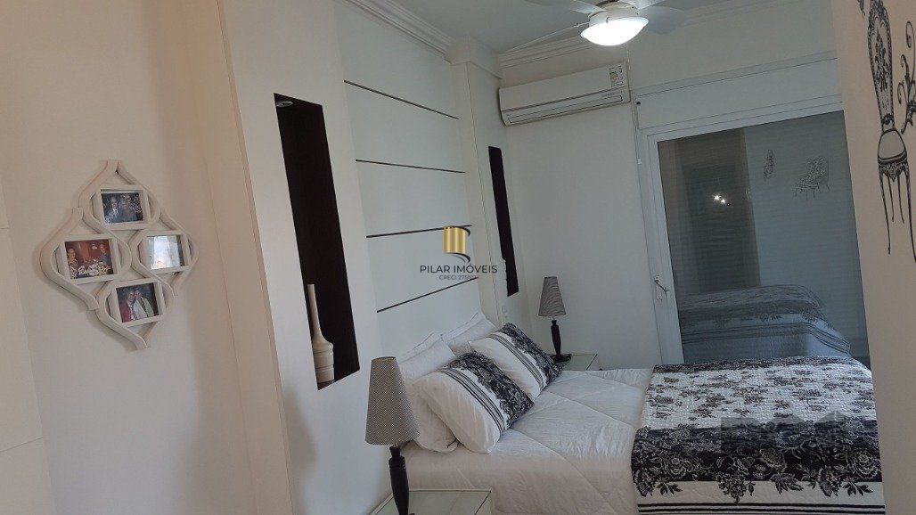 Casa para Comprar  no Condado de Capão com 5 suítes.