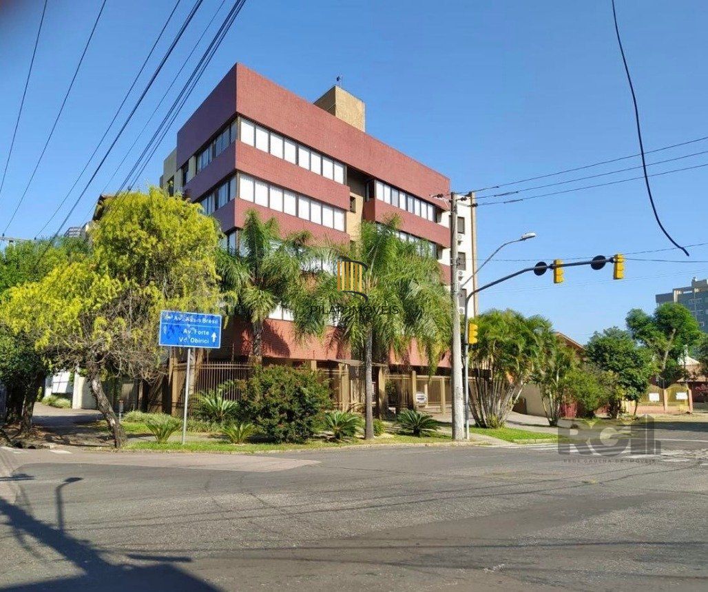 Apartamento garden para comprar com 156 m² privativos, 3 dormitórios, no Bairro Jardim Lindoia