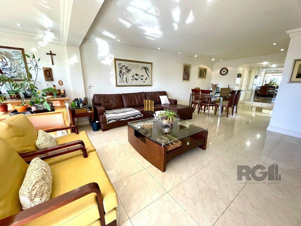 Ótimo apartamento com 3 dormitórios e 2 vagas em localização estratégica!