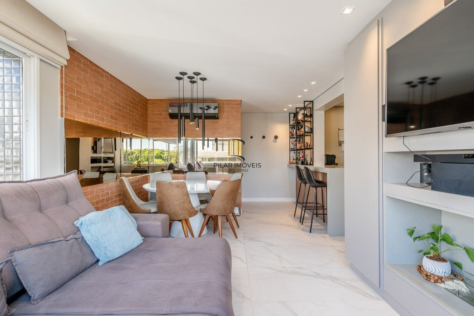 Apartamento 2 dormitórios bairro Passo D'areia