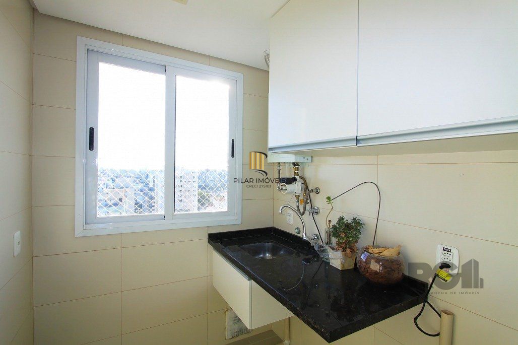Apartamento para Comprar no bairro Jardim Botânico com 2 quartos (1 suíte)