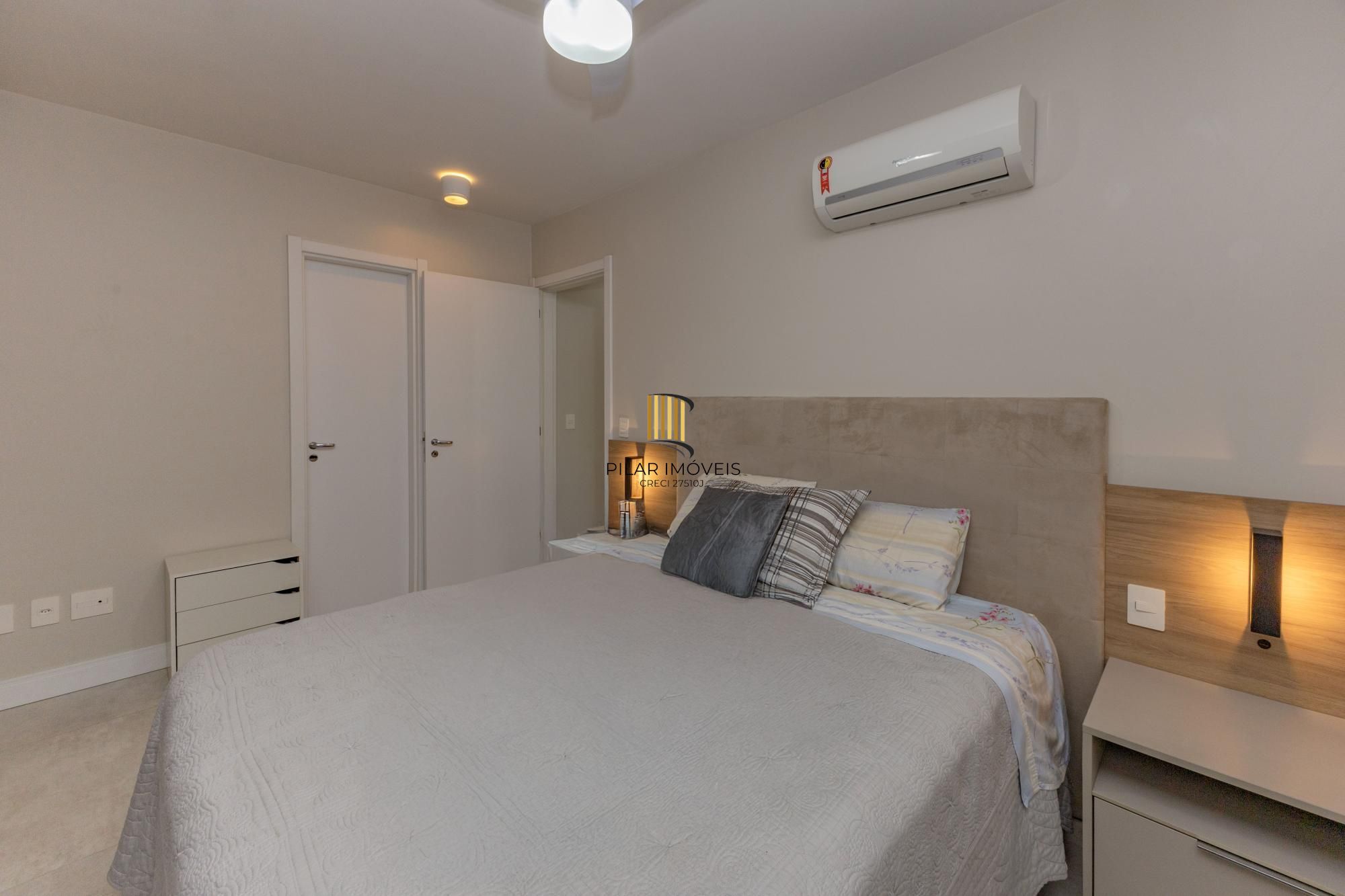 Apartamento de 2 dormitórios no bairro Auxiliadora