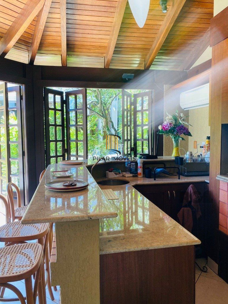 Casa excelente para Comprar  no Bairro Três Figueiras!!