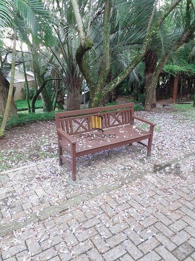 vende exelente casa com 442m² , 4 dormitórios Suíte, garagem para 4 carros