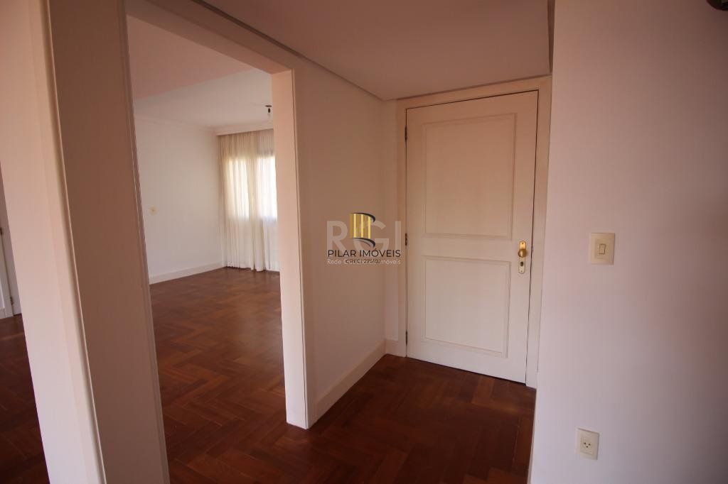 Linda Cobertura com 3 dormitórios para Comprar  com 331 m² - Bela Vista - Porto Alegre/RS
