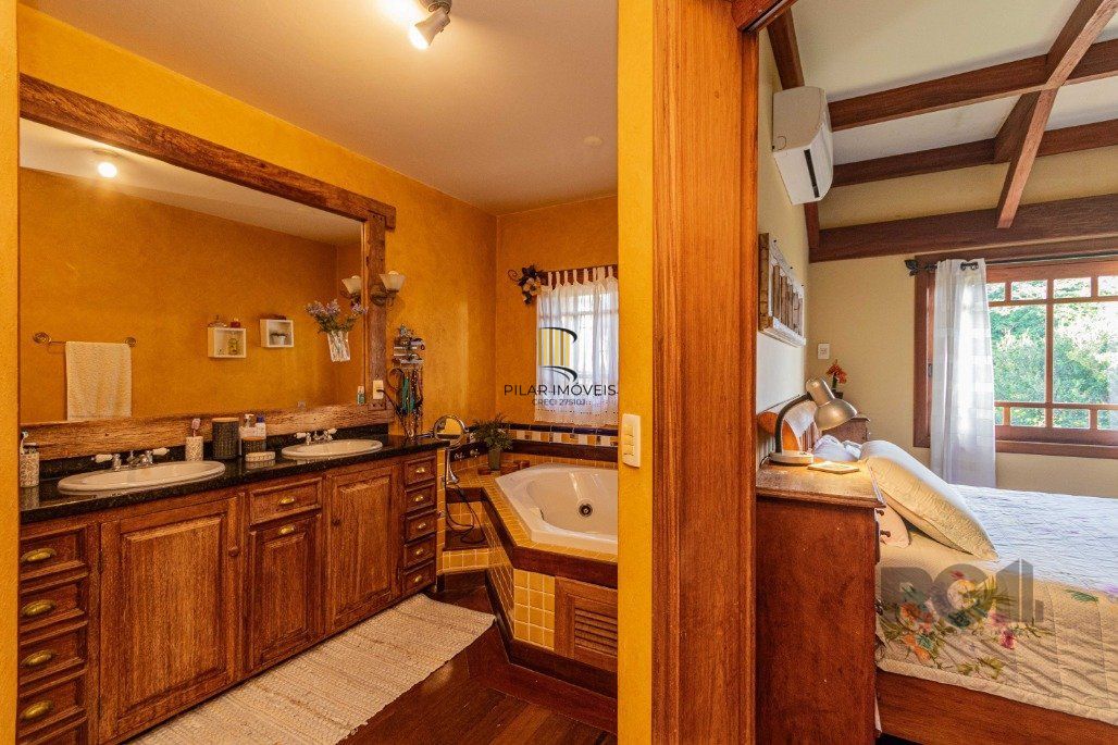 Excelente casa para comprar em condominio arborizado 4 quartos