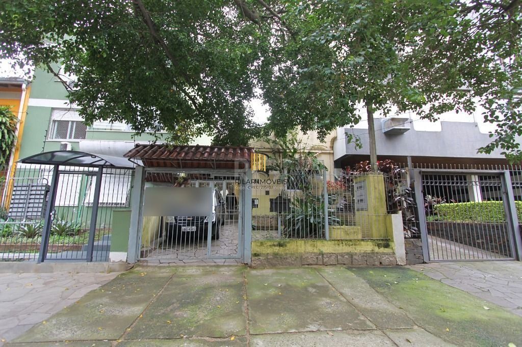 Terreno com Casa Para comprar com 3 dormitórios  111 m²