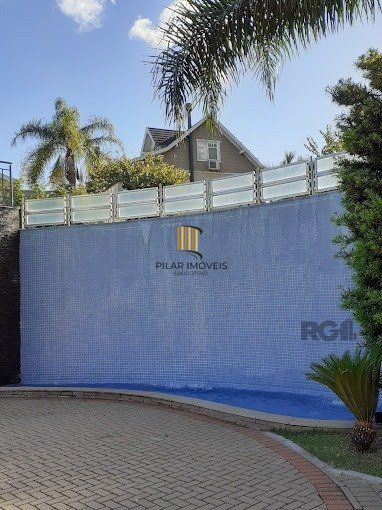 vende exelente casa com 442m² , 4 dormitórios Suíte, garagem para 4 carros