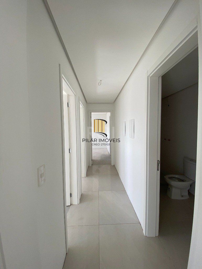 Apartamento Para Comprar no Bairro Jardim Botânico com 3 quartos (1 suíte)