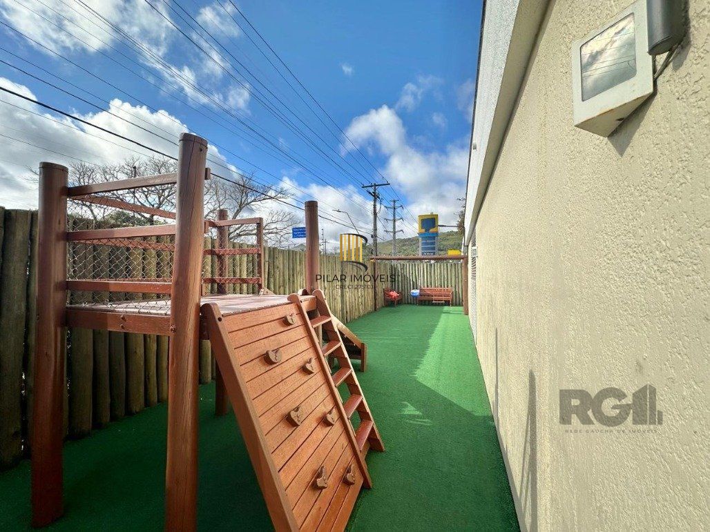Apartamento no Residencial Urbano Ipiranga  a venda no bairro Partenon com 3 dormitórios sendo 1 suíte.