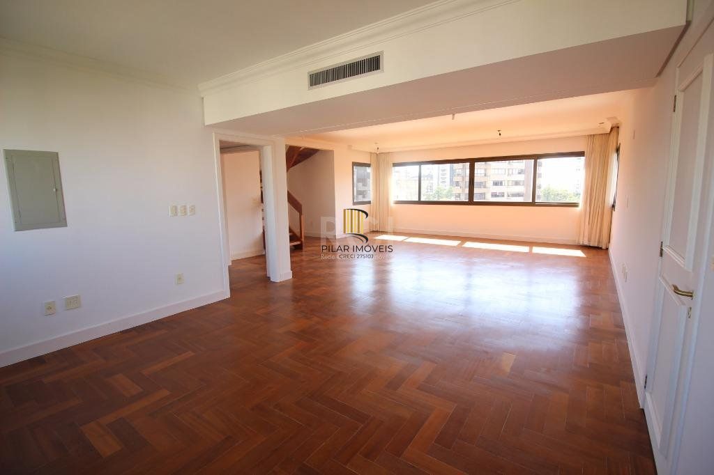 Linda Cobertura com 3 dormitórios para Comprar  com 331 m² - Bela Vista - Porto Alegre/RS