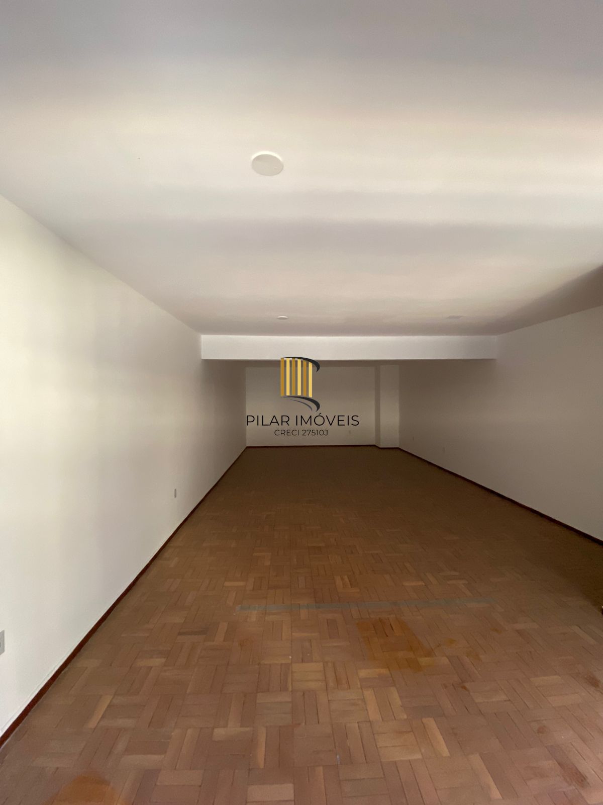 Cond. Centro Comercial Canoas Vende 2 salas , 124m², 62m² cada uma, 2 banheiros