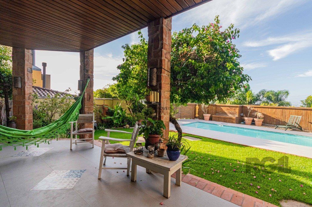 Excelente casa para comprar em condominio arborizado 4 quartos