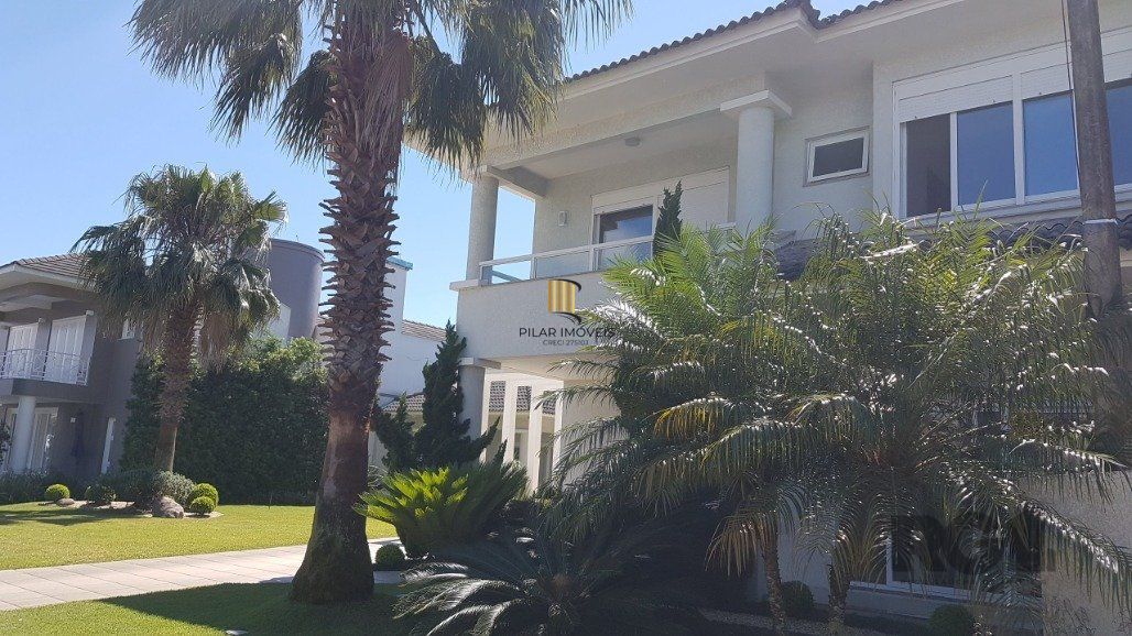 Casa para Comprar  no Condado de Capão com 5 suítes.