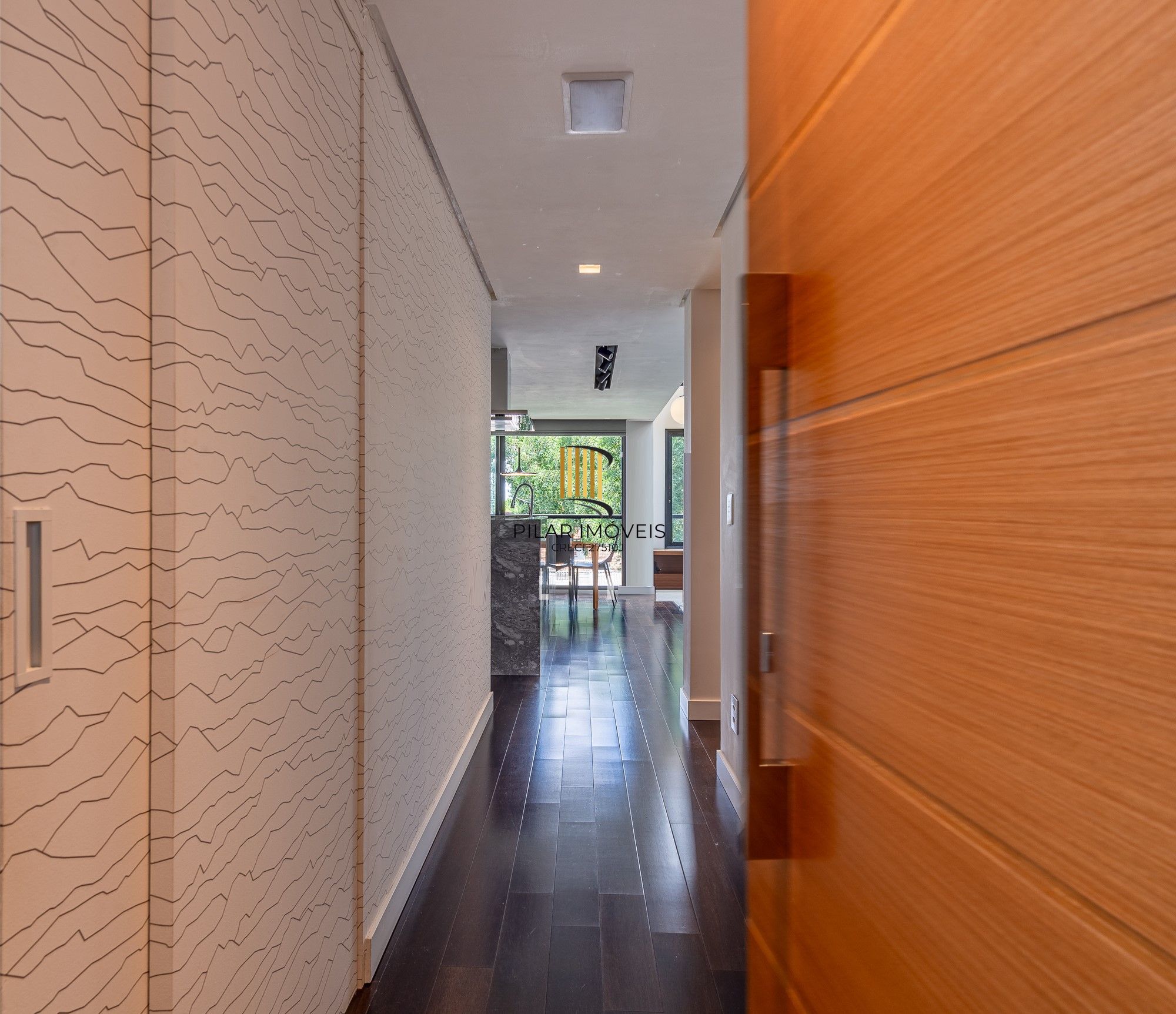 Cobertura com 115m² e 2 dormitórios, 2 suítes, 1 vaga