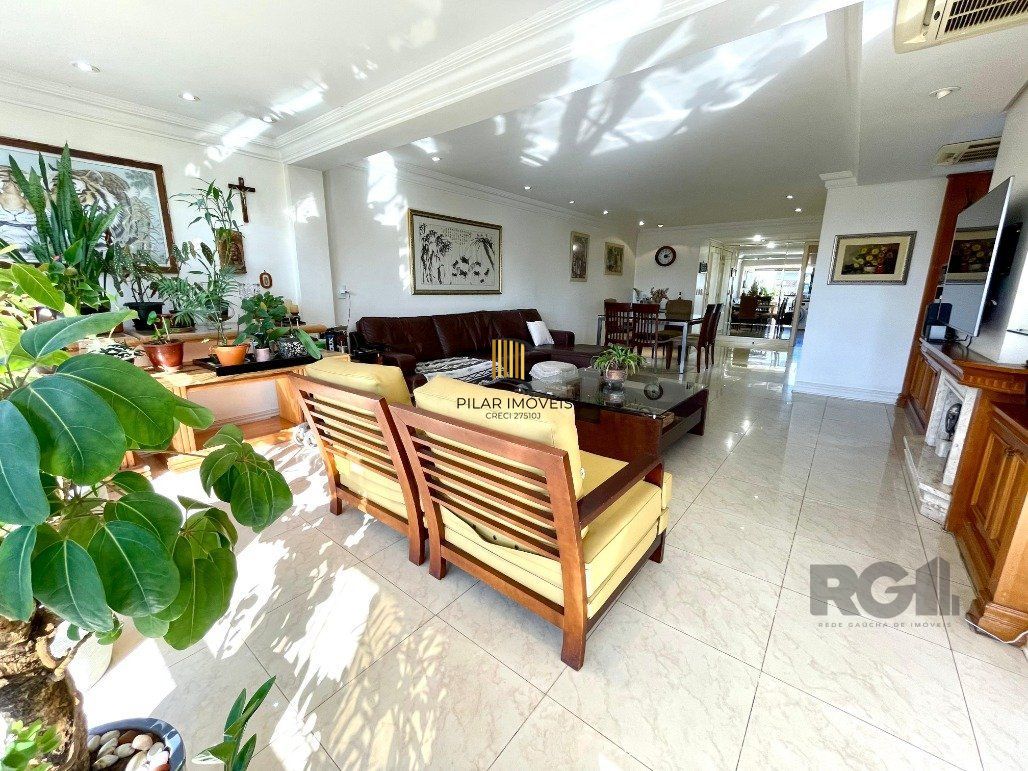 Ótimo apartamento com 3 dormitórios e 2 vagas em localização estratégica!